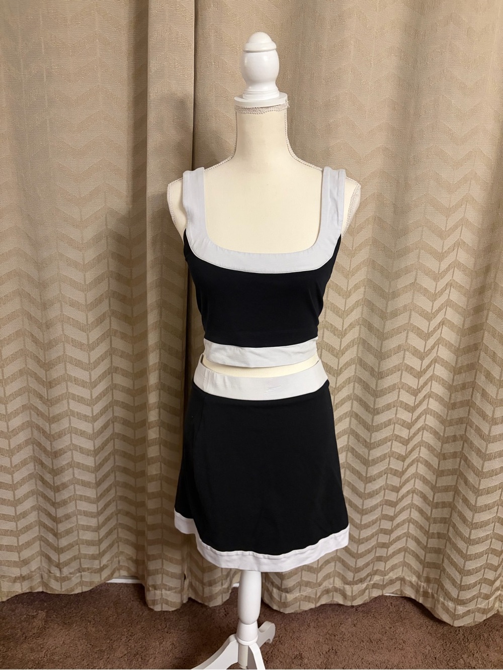 Express Black and White Two-Piece Skirt Set L